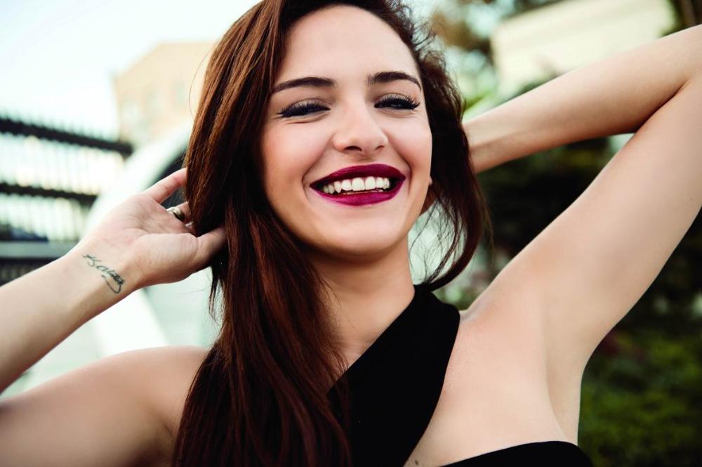 "Məni gördü, dondu qaldı" - Sinem Öztürk