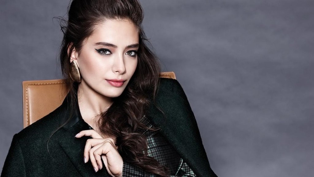 Neslihan yenə təəcübləndirdi