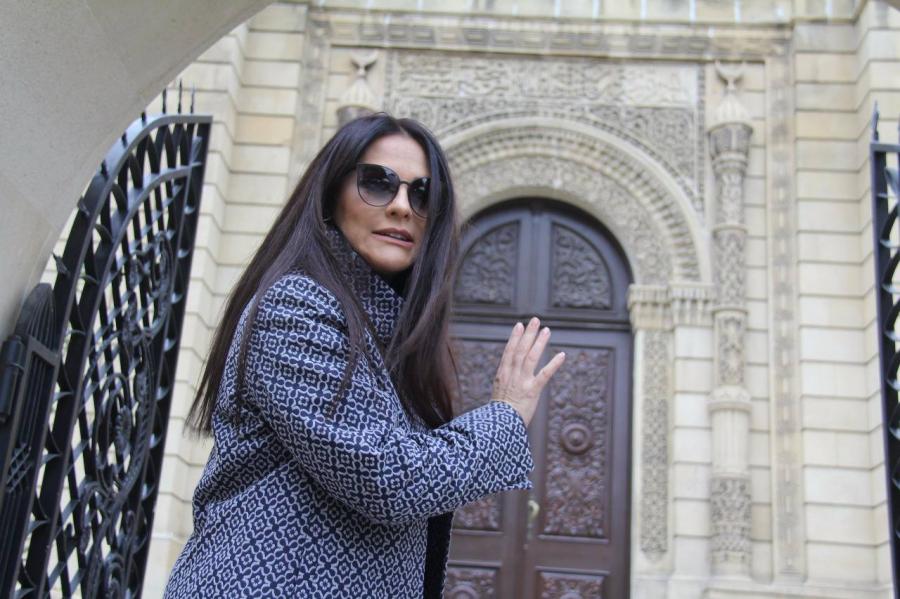 Məşhur türkiyəli müğənni Reyhan Karaca Bakıda
