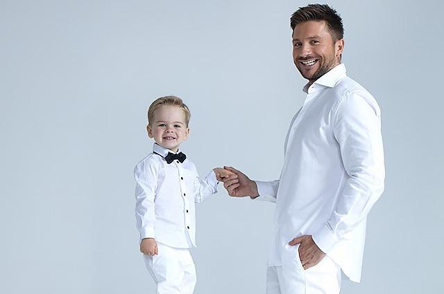 Lazarev ilk dəfə oğlunun üzünü göstərdi