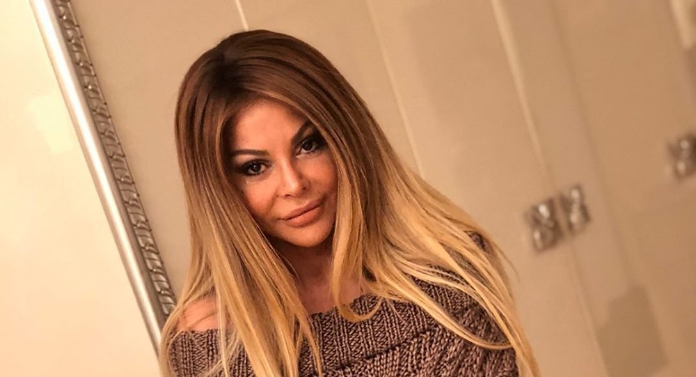 Xalq artisti Aygün Kazımova həmkarı Faiq Ağayevlə dost olduqlarını bildirib