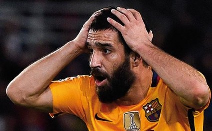 "Arda Turan qumarbazdır" - qalmaqallı iddia