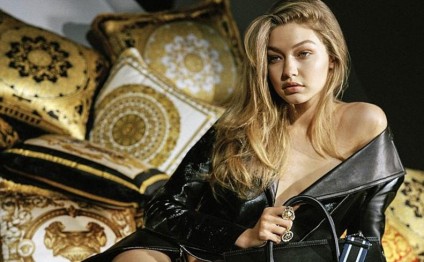 Gigi Hadid yenə çılpaq oldu