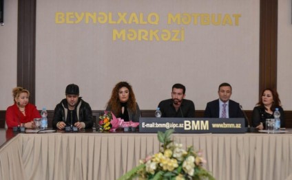 Çinarə "Gedək üzü küləyə"ni təqdim etdi