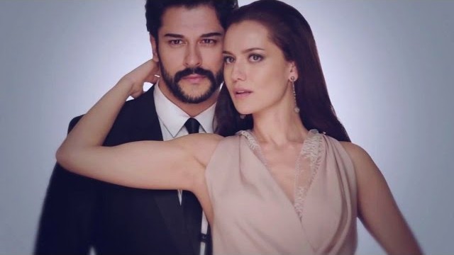 Fahriye Evcen eşqini hayqırdı